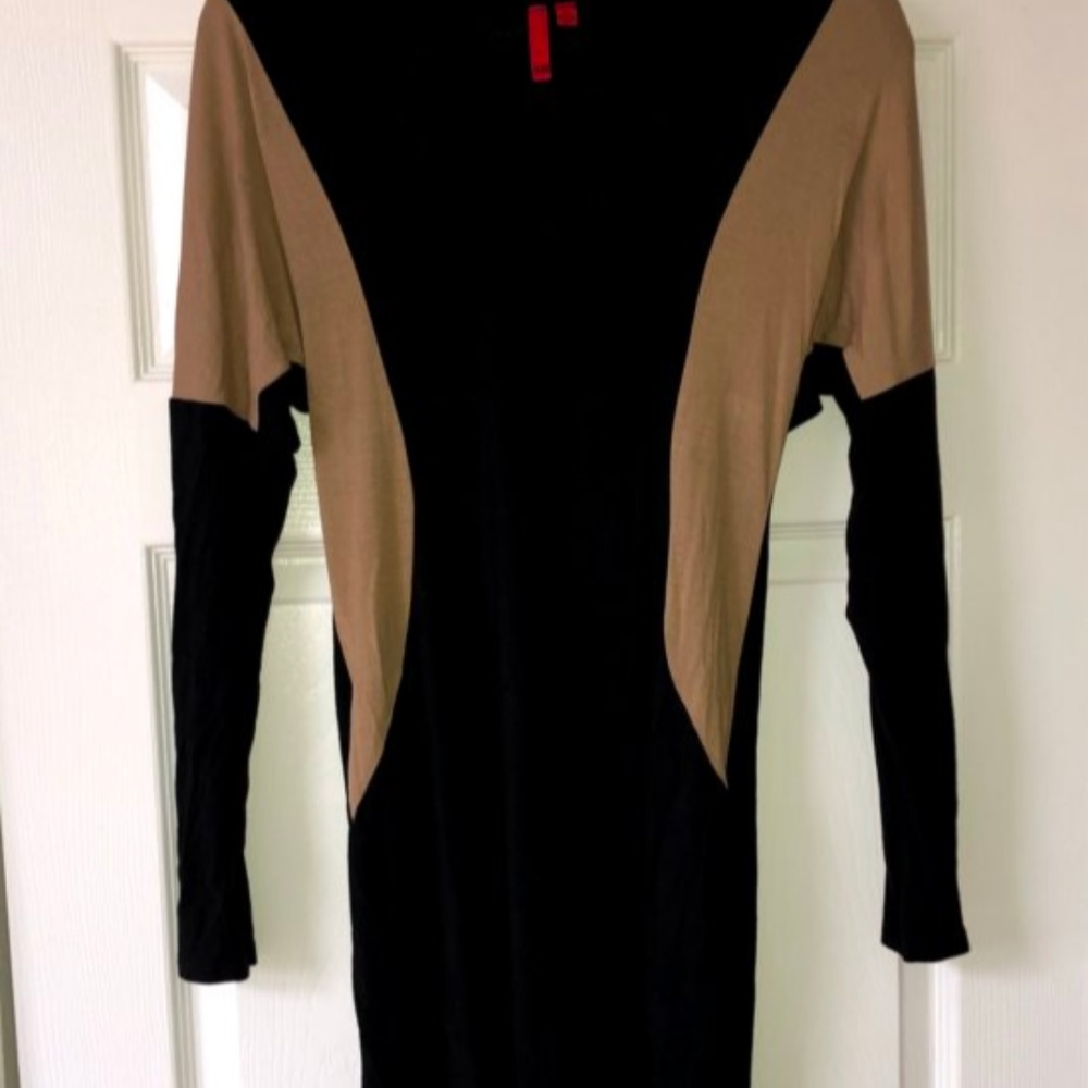 Body Con Black and Gold Dress Size Small